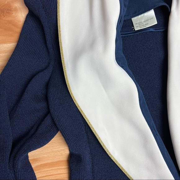 ST JOHN Vintage Signature Knit Navy Jacket with removable white collar size 2 - Picture 3 of 9